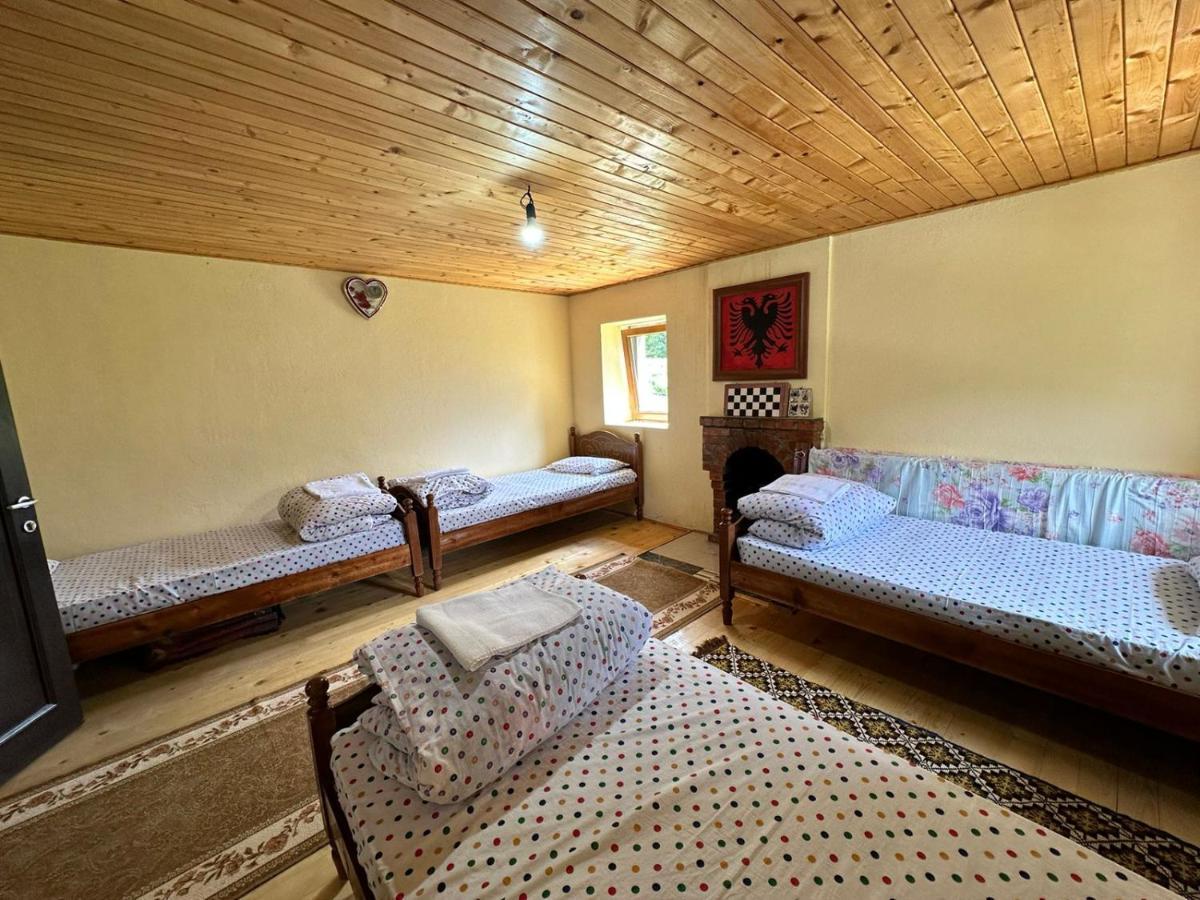Guest House Kukaj Valbone Buitenkant foto